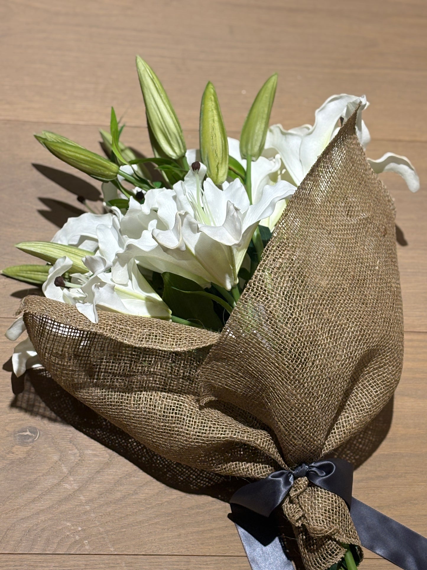 TALLO DE LILY