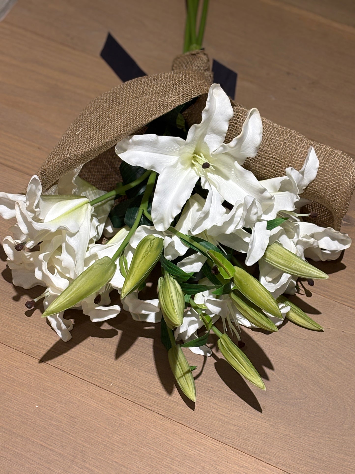 TALLO DE LILY