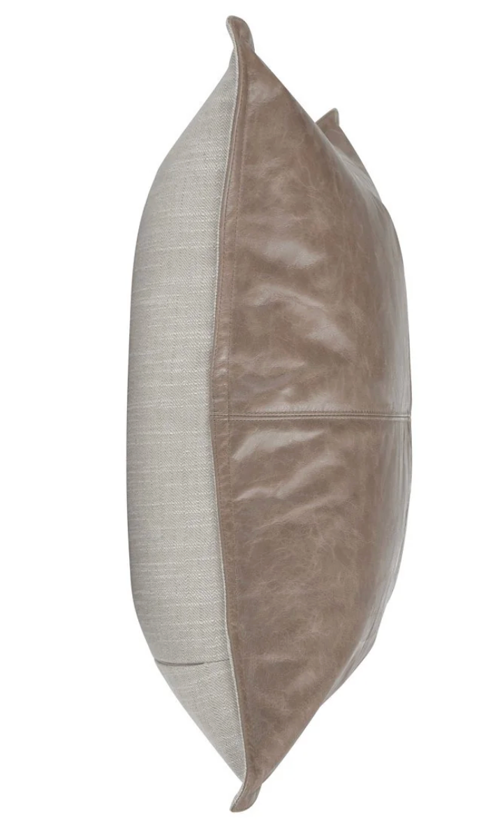 COJIN DE PIEL TAUPE