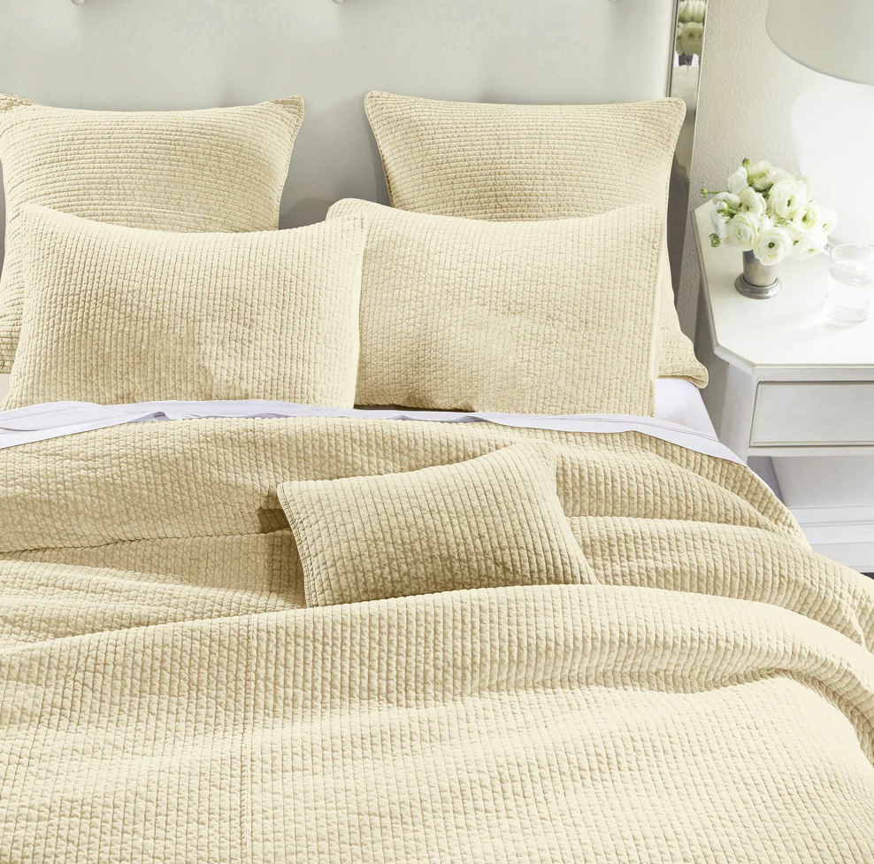 SET DE COLCHA DE TERCIOPELO DESLAVADO