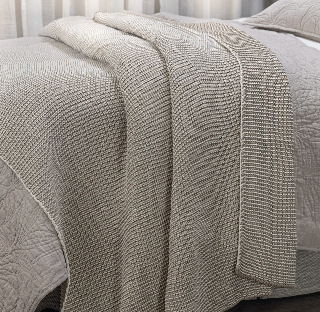 FRAZADA COOPER BEIGE