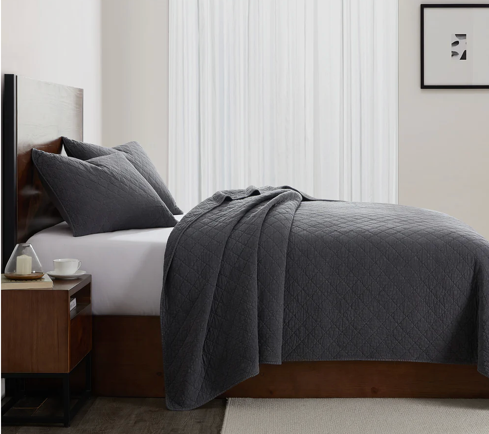 SET DE COLCHA DE ALGODON DESLAVADO