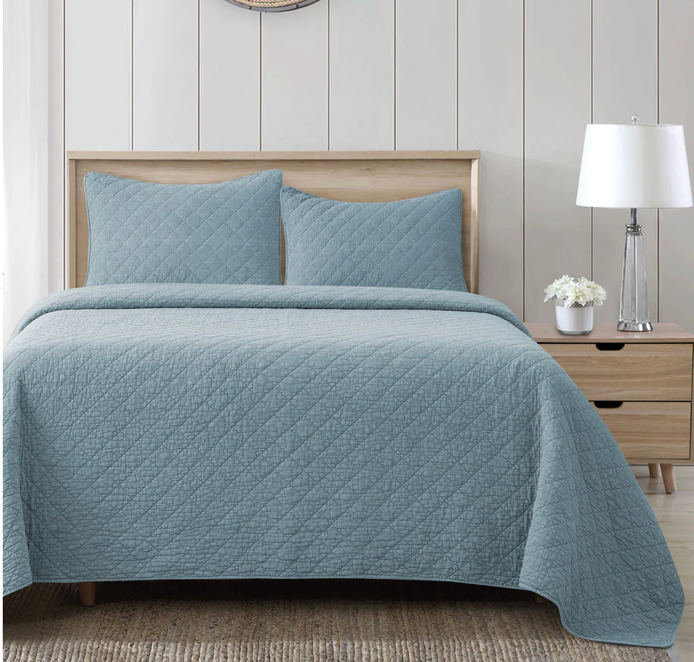 SET DE COLCHA DE ALGODON DESLAVADO